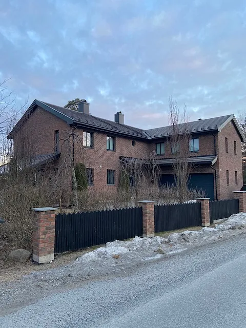Mursteinshus på Greverud i Nordre Follo